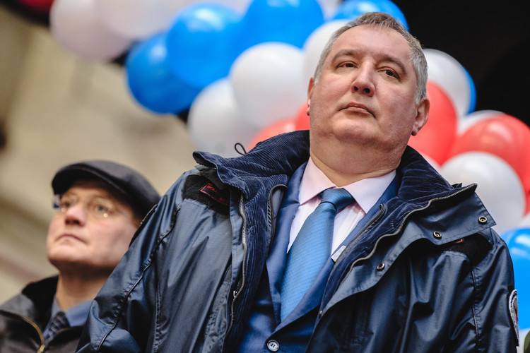 Сенатор от&nbsp;Запорожской области и&nbsp;руководитель подразделения &laquo;Царские волки&raquo; Дмитрий Рогозин написал заявление о&nbsp;включении его в&nbsp;состав комитета Совета Федерации по&nbsp;обороне и&nbsp;безопасности