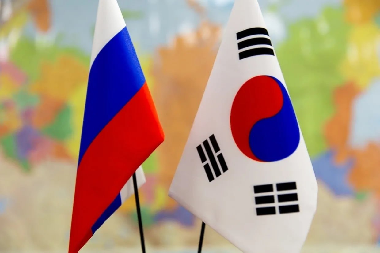 Южная корея и россия 2024. Южная Корея и Россия. Россия и Корея. Флаг Кореи и России. Республика Корея и Россия.