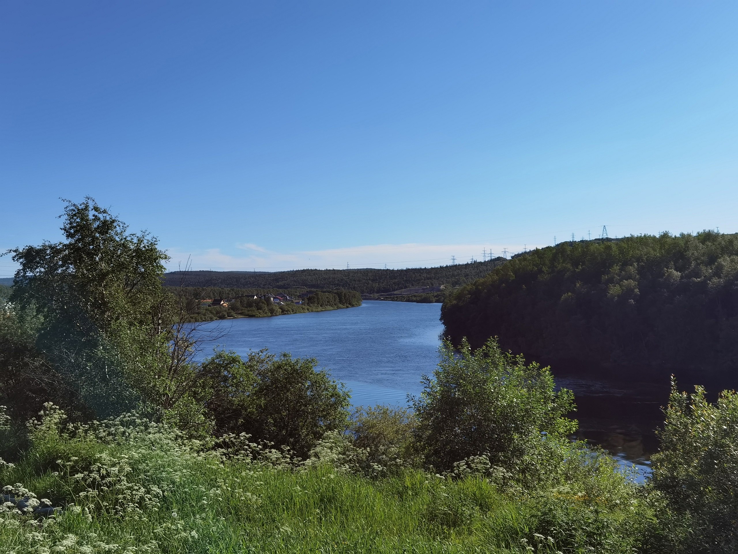 Вода в реке кола. Вода в реке кола