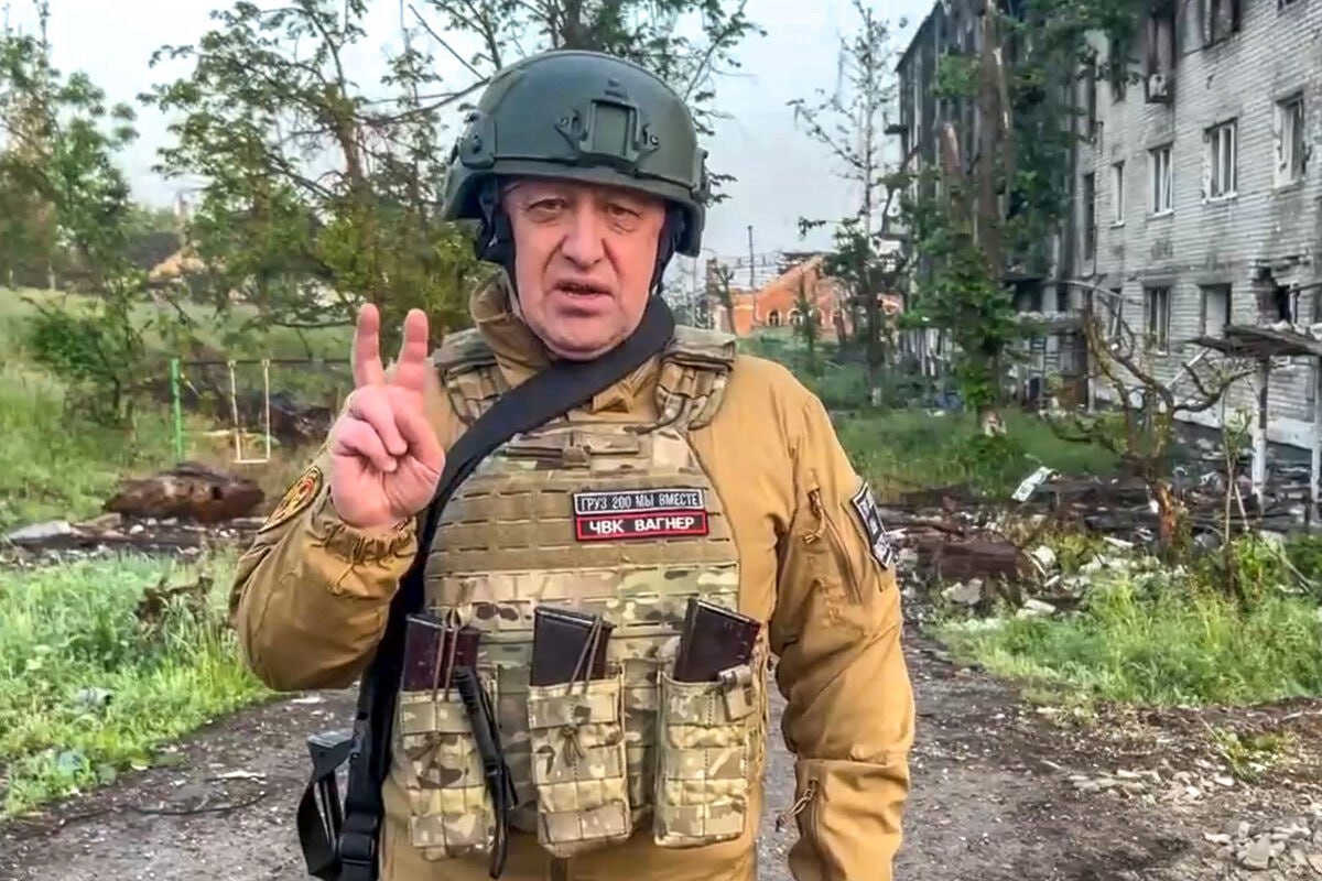 Чвк вагнер. Вагнер 2024. Пригожин с флагом чвк вагнер. Чвк группа вагнера. Вагнер в курске 2024 чвк последние новости.